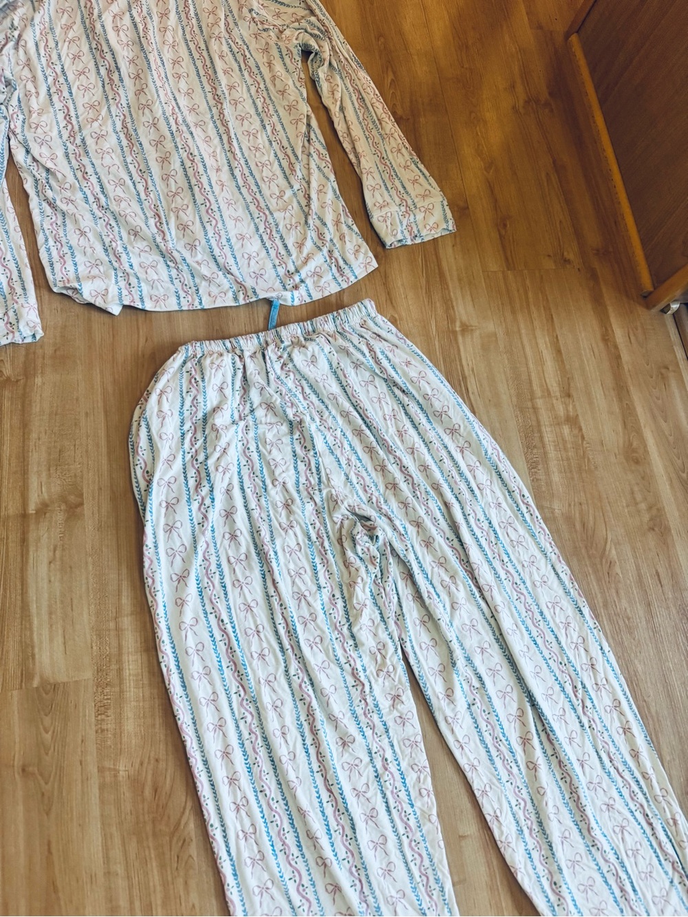 Little One Shop Viscose Bamboo Pajama Set in White with Blue & Pink Accents - Picture 8 of 9